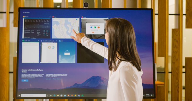 Microsoft Surface Hub 2S